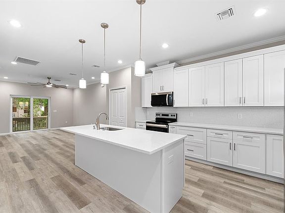 5th image of 2915 CHIPCO STREET