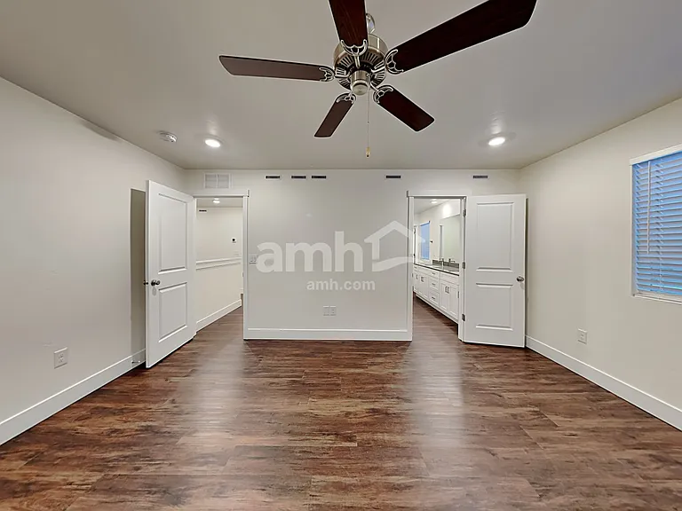 6678 Spriggel St — Photo 17
