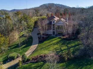 15 Bancroft Pl, Nashville, TN 37215