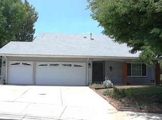 8409 Joan Ln, Canoga Park, CA 91304
