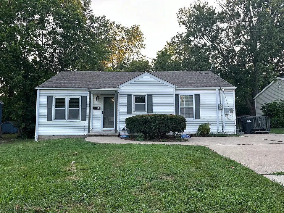 801 Ridgeway Ave