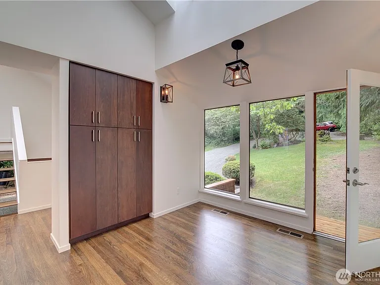 3406 W Lake Sammamish Pkwy NE — Photo 11