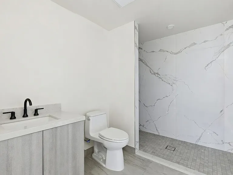 The Residences at Echo Park — Photo 17