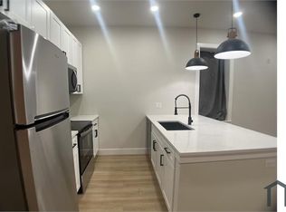 121 W Sharpnack St #1, Philadelphia, PA 19119