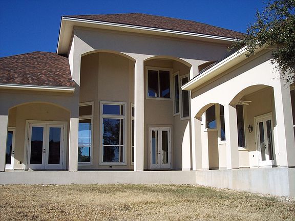 Grand Lanai for Outside Enjoyement 