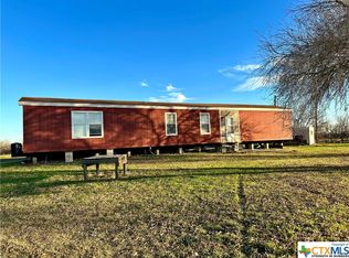 607 Political Rd, Lockhart, TX 78644