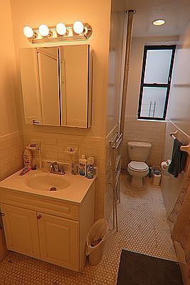 3rd image of 530 W 157th St APT 4A