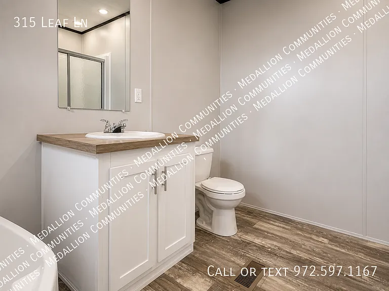 315 Leaf Ln — Photo 2