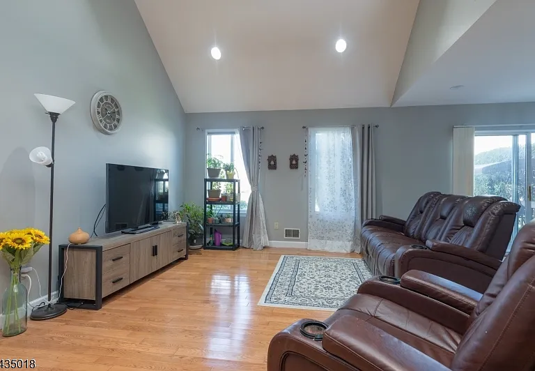 3 Constitution Ct — Photo 6