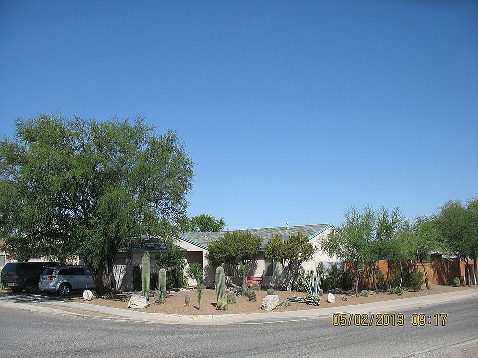 8999 E Fairway groves Dr.