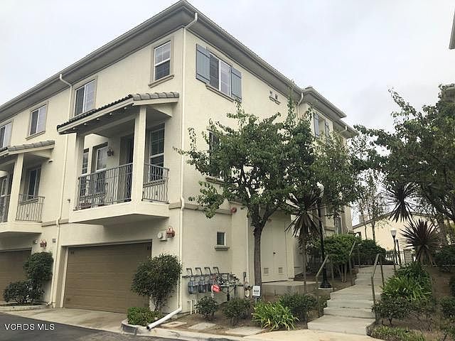 2nd image of 1360 Bayside Cir