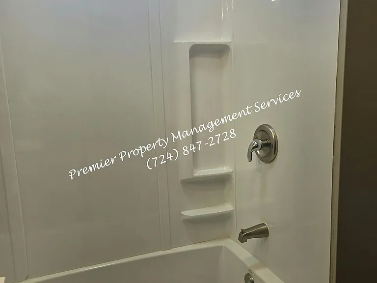 1425 Barclay Hill Rd — Photo 13