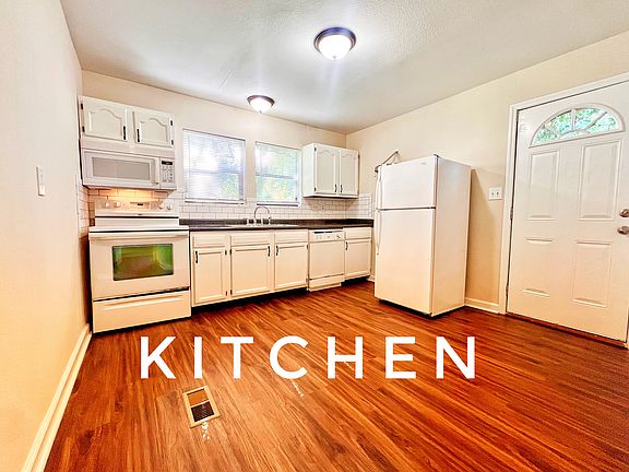 3rd image of 1100 Hiawassee Ave