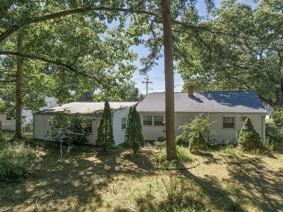 803 Bradley Rd, Springfield, MA 01109 Zillow