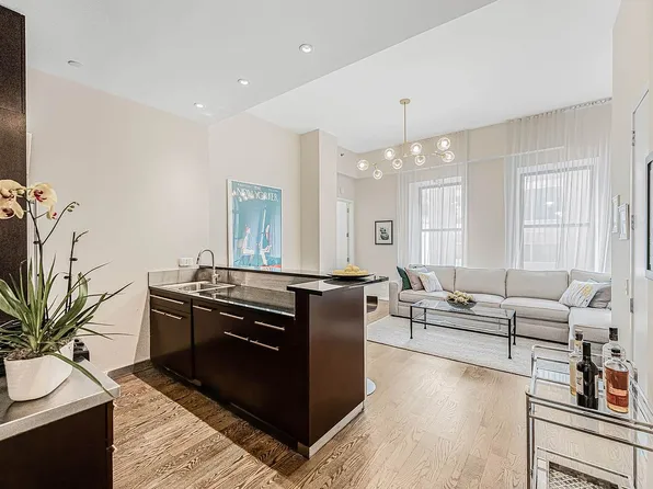 150 Nassau St APT 3H, New York, NY 10038