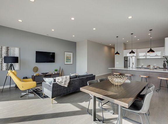 4th image of 934 N California Ave #2-N
