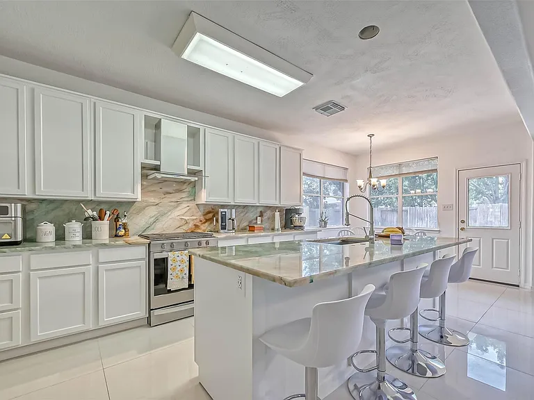 23826 Browndale Ct — Photo 18