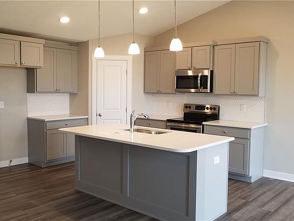 4th image of 2814 NW 44th St