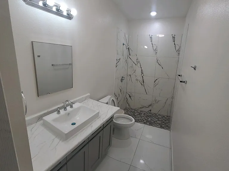 225 Antone St #B — Photo 6