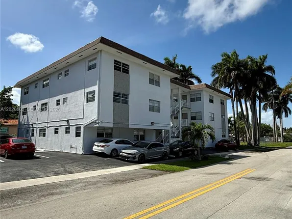 1607 Arthur St, Hollywood, FL