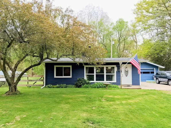 6921 N 37th St, Richland, MI 49083
