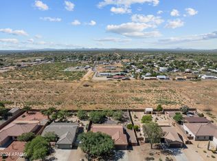 22721 W Weaver Valley Dr, Congress, AZ 85332