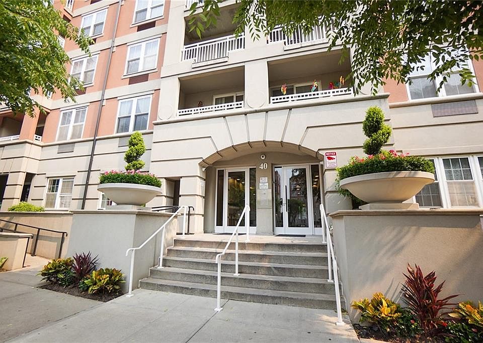 1st image of 40 Oceana Dr W APT 8B