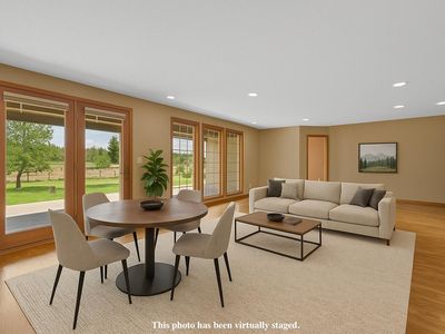 69820 W Meadow Pkwy, Sisters, OR, 97759