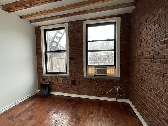 3rd image of 51 Monroe St #13F