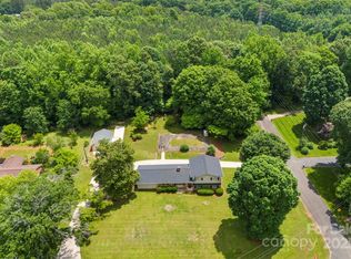 111 Kelly Ln, Gastonia, NC 28056