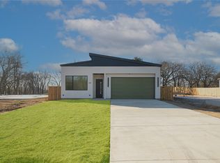 1135 Riverwood Rd, Dallas, TX 75217