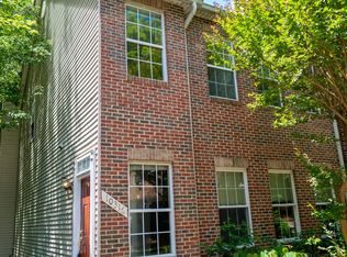 10316 Tracie Ann Ct, Fairfax, VA 22032