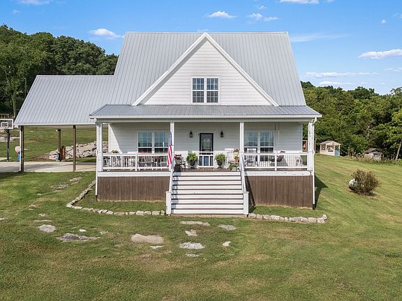 2nd image of 104 Hickerson Rd