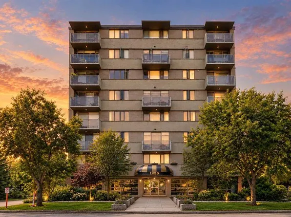 1225 N 15th Ave SW #302, Calgary, AB T3C 0X6
