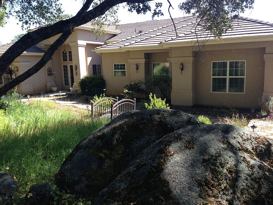 1st image of 47270 Lookout Mountain Dr