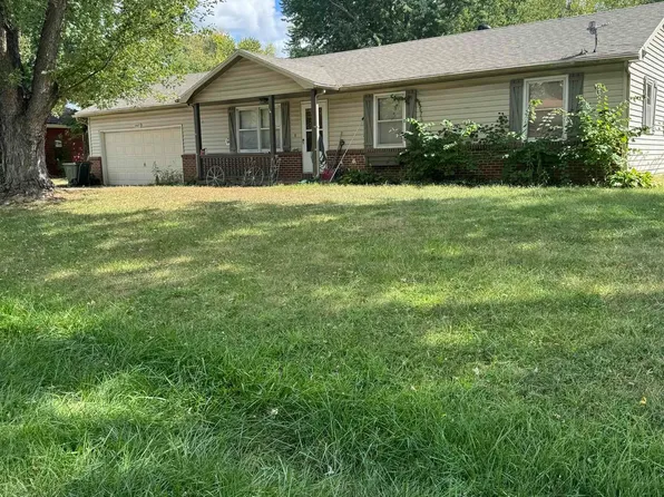 2807 Brookview Ave, Sedalia, MO 65301