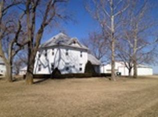 1674 E 1130 North Rd, Milford, IL 60953