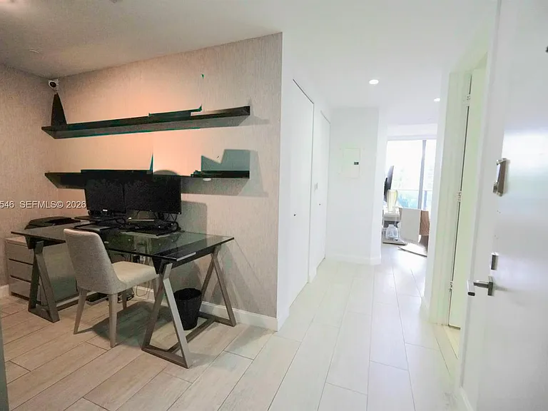 55 SW 9th St #1001 — Photo 6