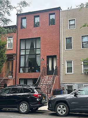 1st image of 239 Monroe St #1