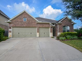 2910 Eden Trails Ln, Richmond, TX 77406
