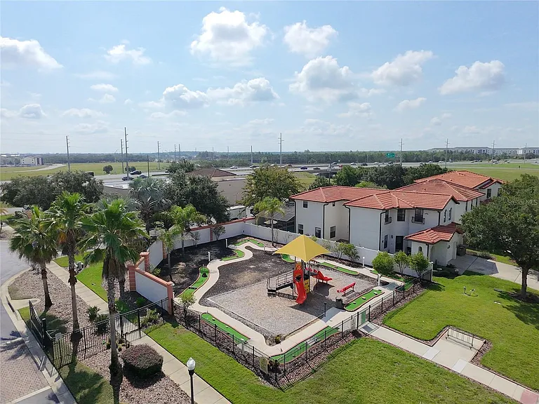 16710 Caribbean Breeze Way — Photo 24