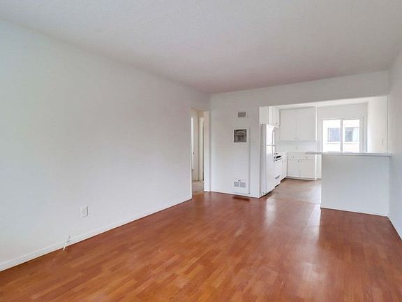 2nd image of 4050 Georgia St #40525