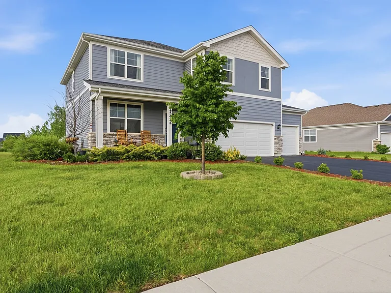 25424 W Cerena Cir — Photo 43