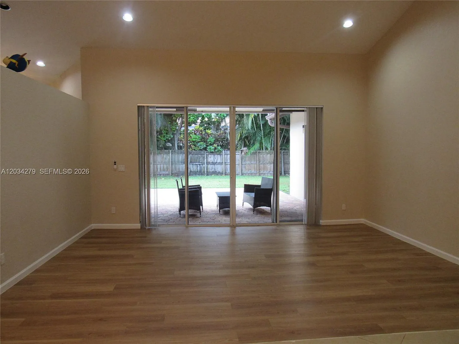 Embassy Lakes Parcel — Photo 4