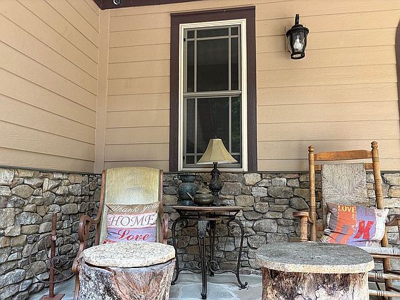 5th image of 115 Keowee Overlook Rd