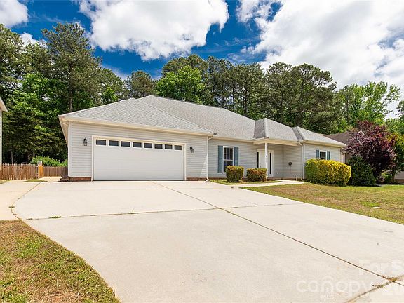 4th image of 2278 Keswick Ln