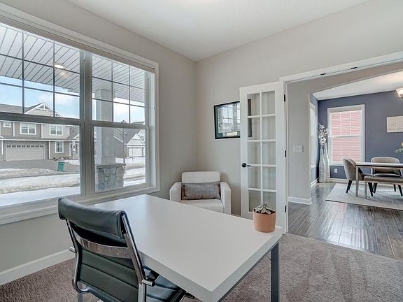 4th image of 2625 White Pine Way