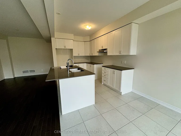 183 Broadacre Dr — Photo 15