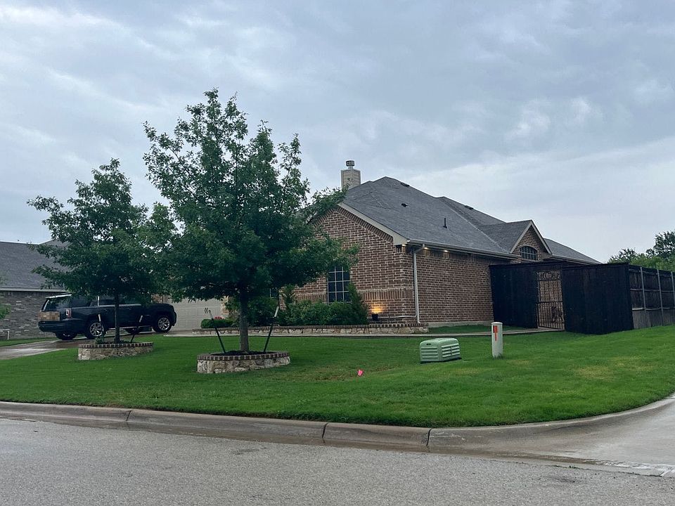 2nd image of 7501 Park Ave