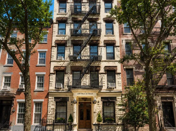 249 W 21st St, New York, NY
